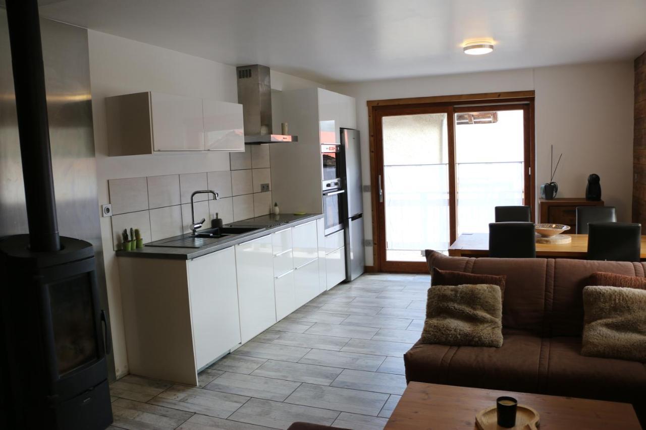 Maison De Village Au Pied Des 3 Vallees Villarlurin Екстер'єр фото